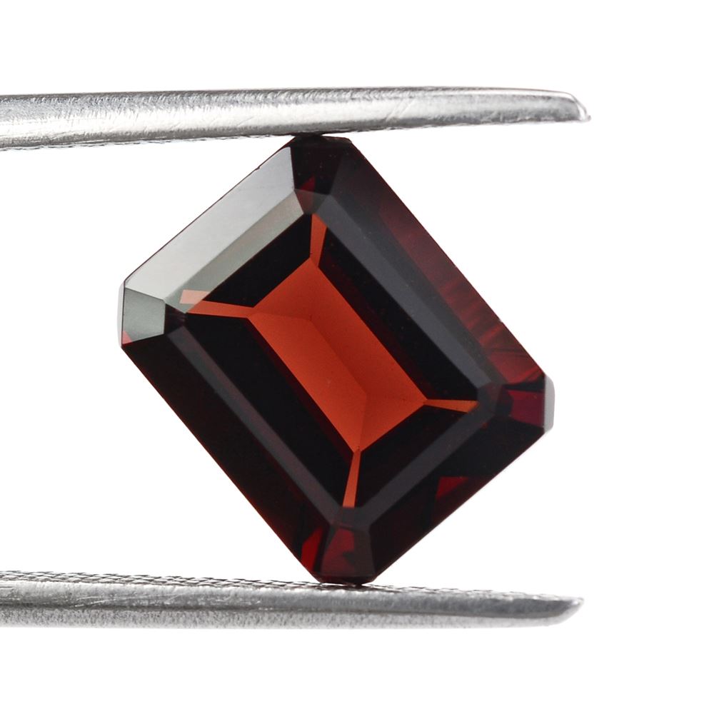 DARK RED GARNET CUT OCTAGON 10X8MM 3.8 Cts.