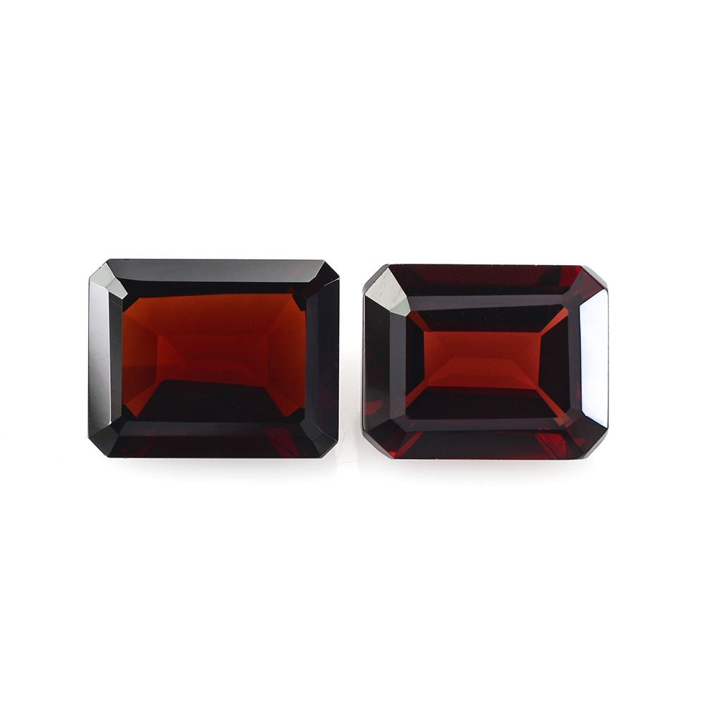 DARK RED GARNET CUT OCTAGON 10X8MM 3.8 Cts.