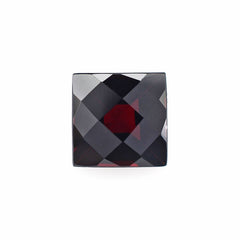 DARK RED GARNET CHECKER CUT SQUARE 5MM 0.87 Cts.