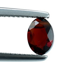 RED GARNET CUT OVAL (FULL DRILL) 7X5MM 1.31 Cts.