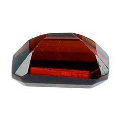 RED GARNET CUT OCTAGON 4X3MM 0.25 Cts.
