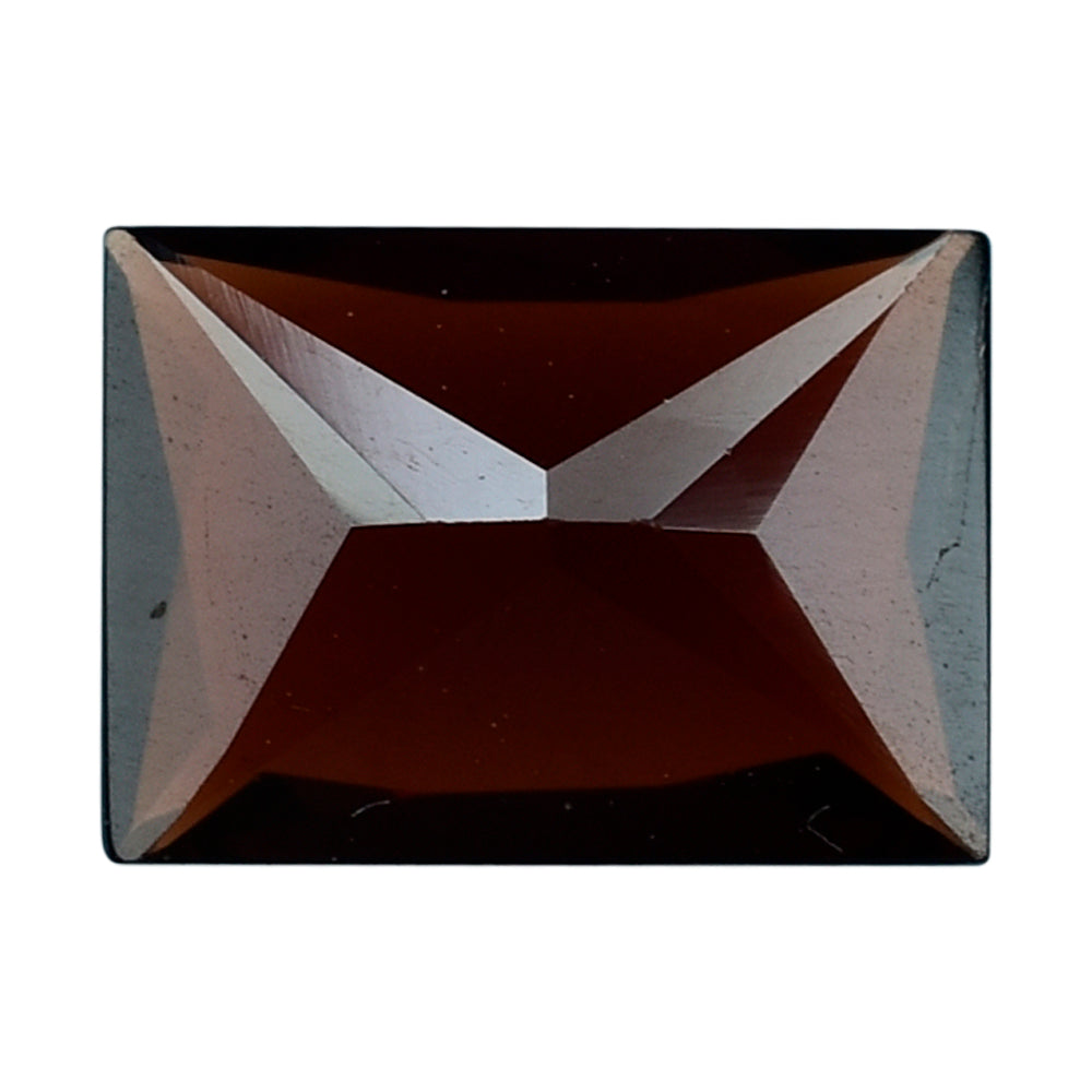 RED GARNET PRINCESS CUT BAGUETTE 7X5 MM 1.10 Cts.