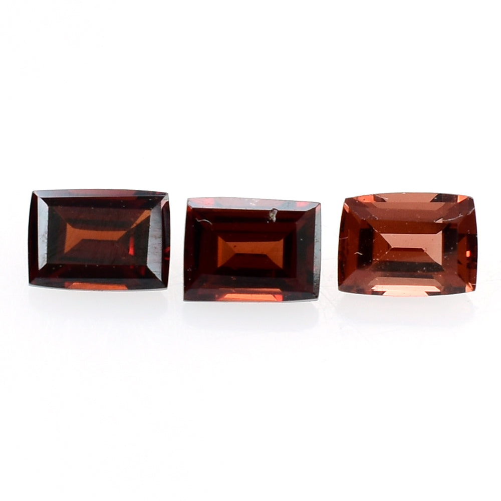 RED GARNET CUT BAGUETTES 3.50X2.50MM 0.20 Cts.