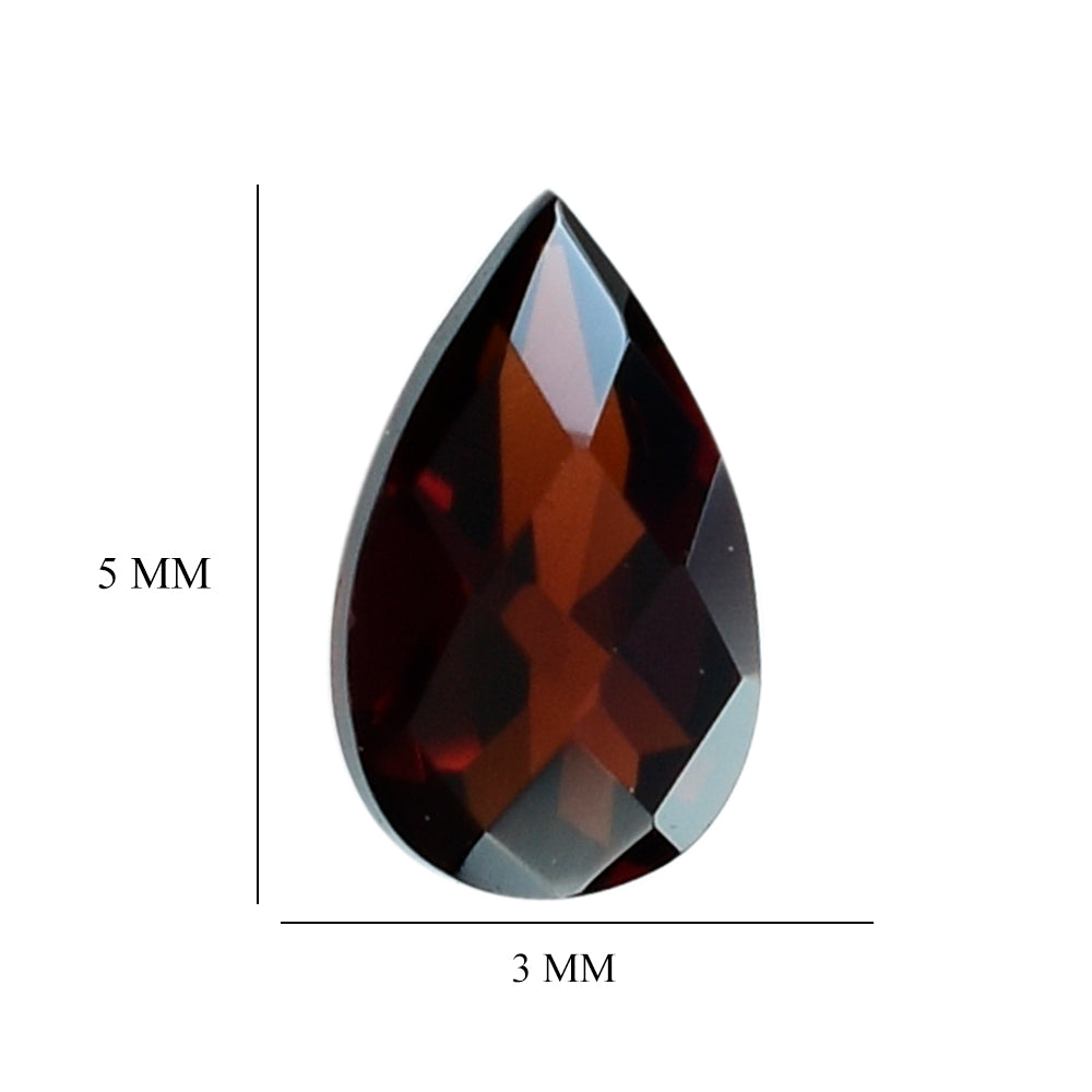 RED GARNET CHECKER CUT PEAR 5X3MM 0.29 Cts.