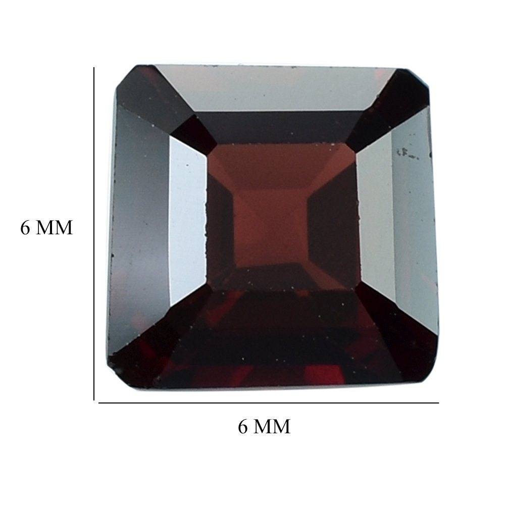 RED GARNET SQUARE-OCTAGON 6MM 1.39 Cts.