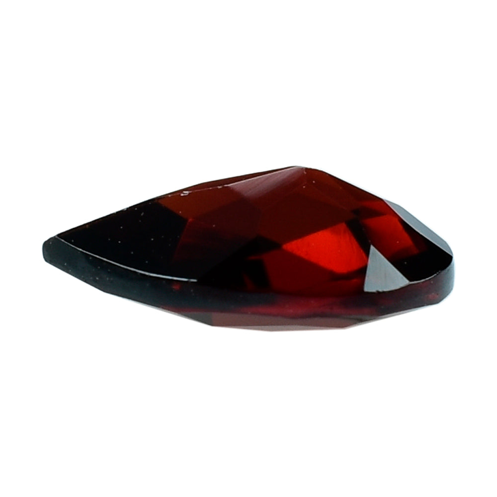 RED GARNET CHECKER CUT PEAR 9X6MM 1.47 Cts.