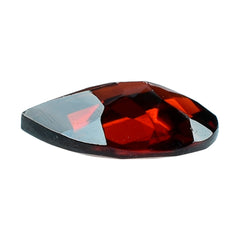 RED GARNET CHECKER CUT PEAR 9X6MM 1.43 Cts.