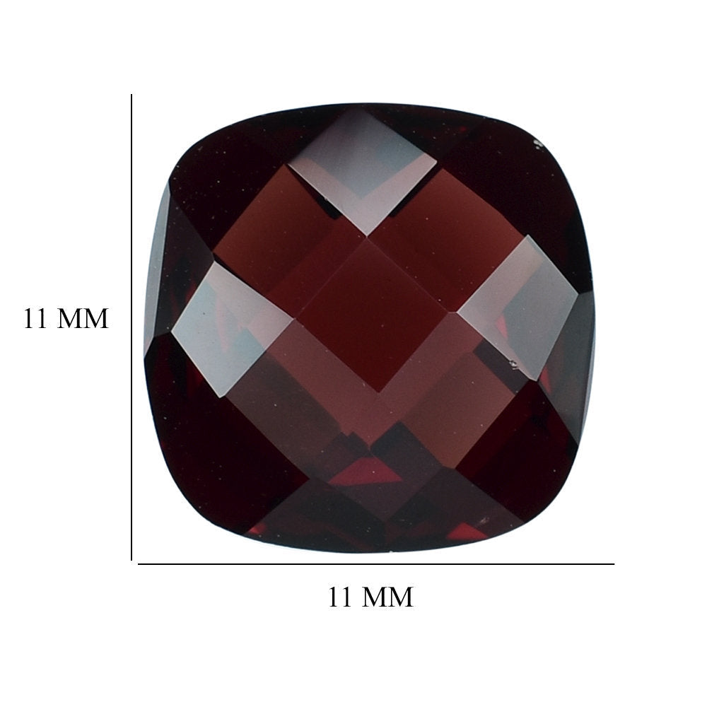 RED GARNET BRIOLETTE CUSHION 11MM 5.66 Cts.