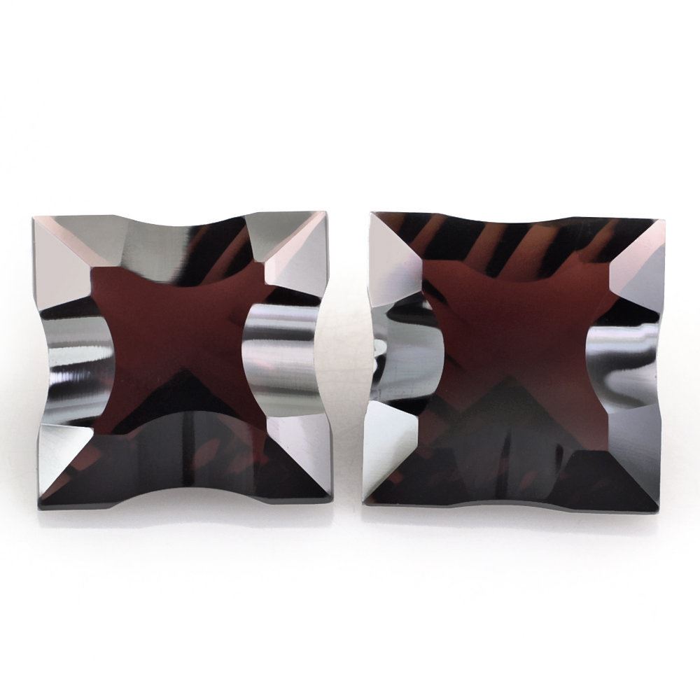 RED GARNET CONCAVE NINETY CUT SQUARE 12MM 7.33 Cts.