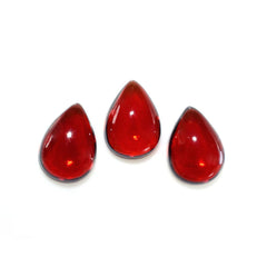 RED GARNET PLAIN PEAR CAB 7X5MM 1.00 Cts.