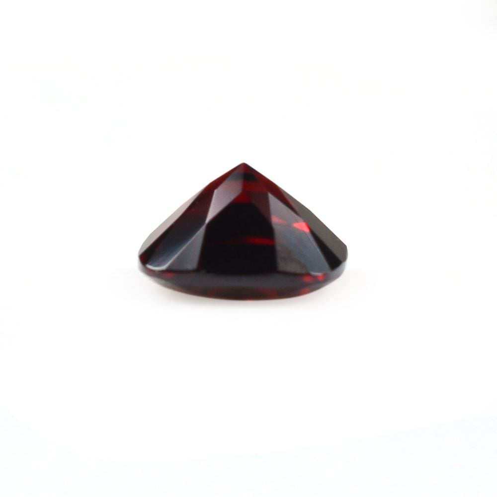 RED GARNET CUT CUSHION (MEDIUM) 8 MM 2.92 Cts.