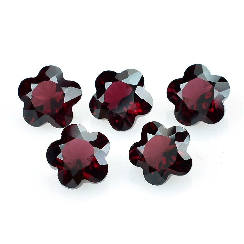 RED GARNET (OPEN) CUT FLOWER LEAF 6MM (TH.360-4.00MM) 1.25 Cts.
