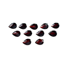 RED GARNET CHECKER CUT PEAR (DARK/CLEAN) 7X5MM 0.81 Cts.