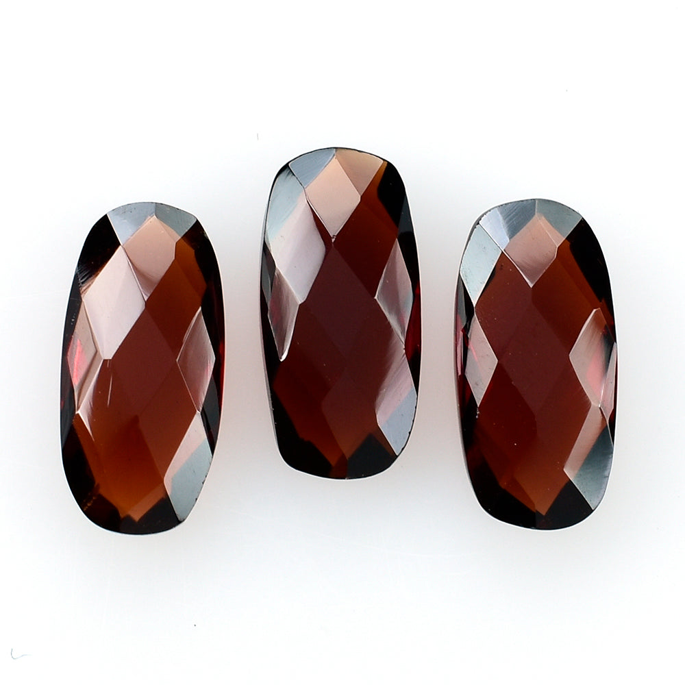 RED GARNET BRIOLETTE CUSHION 10X5MM 1.53 Cts.