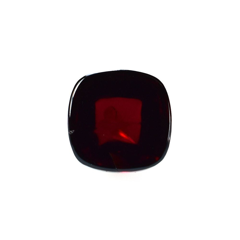 RED GARNET SUGARLOAF CUSHION CAB (MEDIUM/HI) 7X7MM 1.66 Cts.