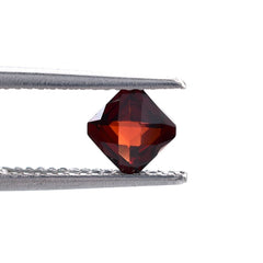 RED GARNET CHECKER CUT TOP GEMSTONE BACK OCTAGON (MEDIUM/CLEAN) 5X5MM 0.75 Cts.