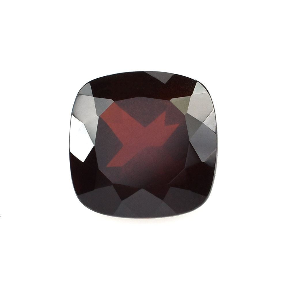 RED GARNET CUT CUSHION (DARK/HI) 9X9MM 4.05 Cts.