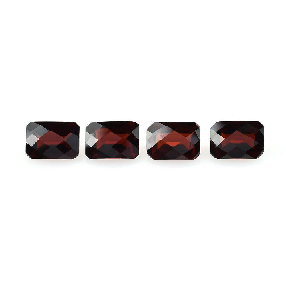 RED GARNET CHECKER CUT GEMSTONE BACK OCTAGON (MEDIUM/CLEAN) 7X5MM 1.05 Cts.