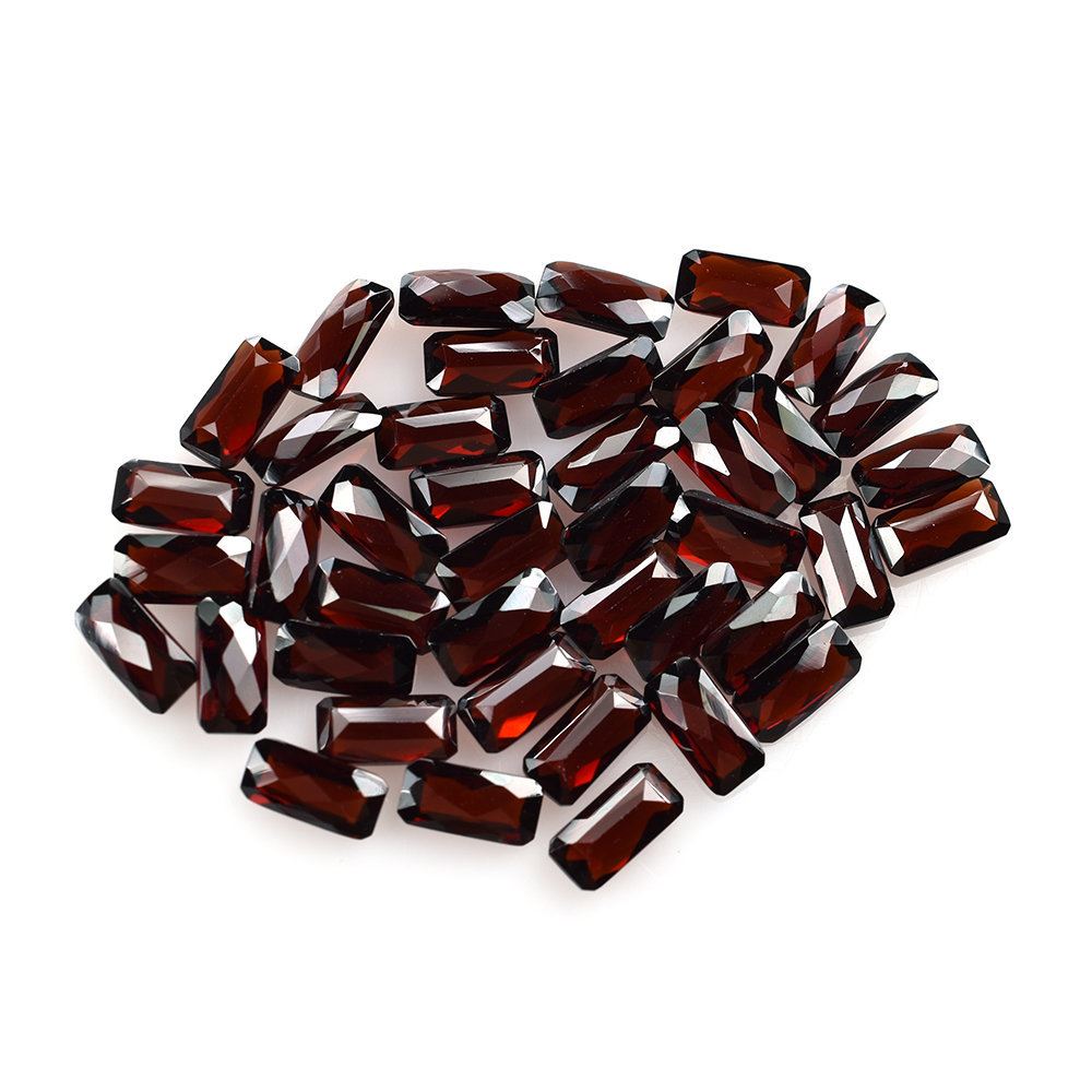 RED GARNET CHECKER CUT OCTAGON (MEDIUM/CLEAN) 8X4MM 0.97 Cts.
