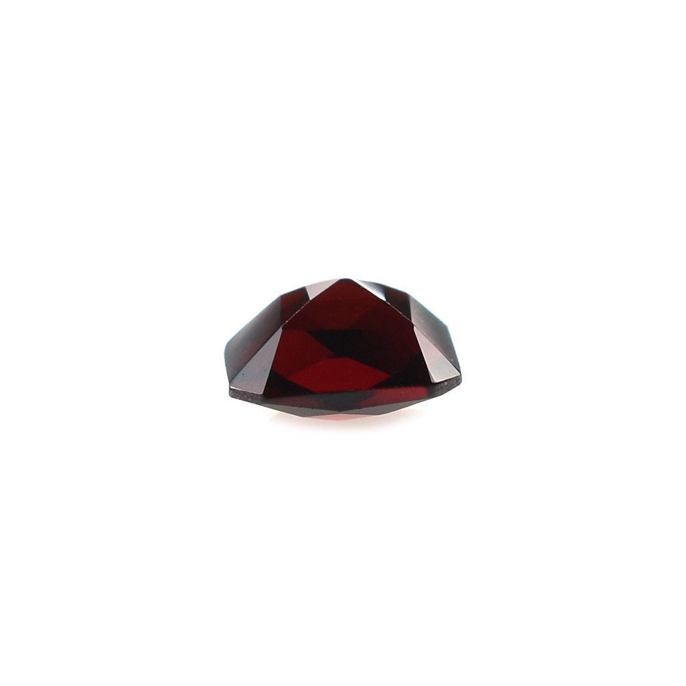 RED GARNET CHECKER CUT GEMSTONE BACK OCTAGON (DARK/CLEAN) 5X5MM 0.71 Cts.