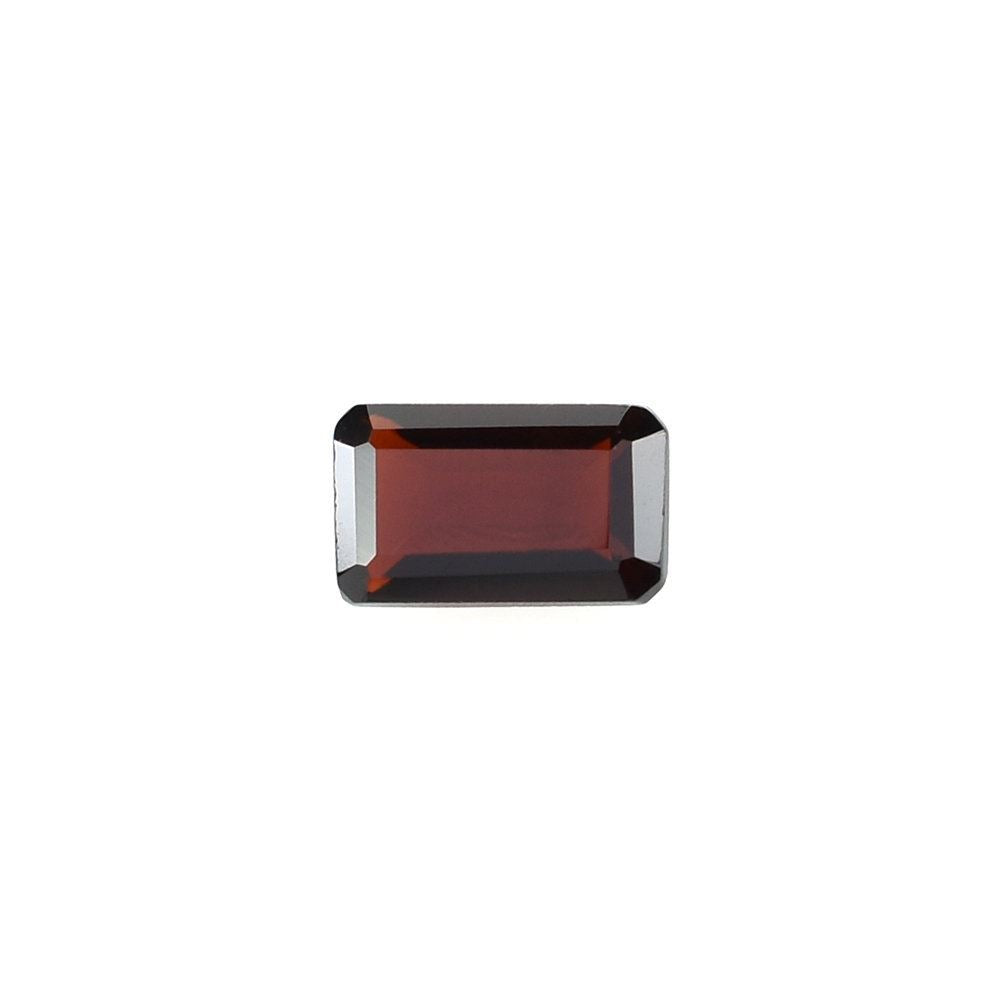 RED GARNET STEP CUT OCATGON (DARK/CLEAN) 5X3MM 0.37 Cts.