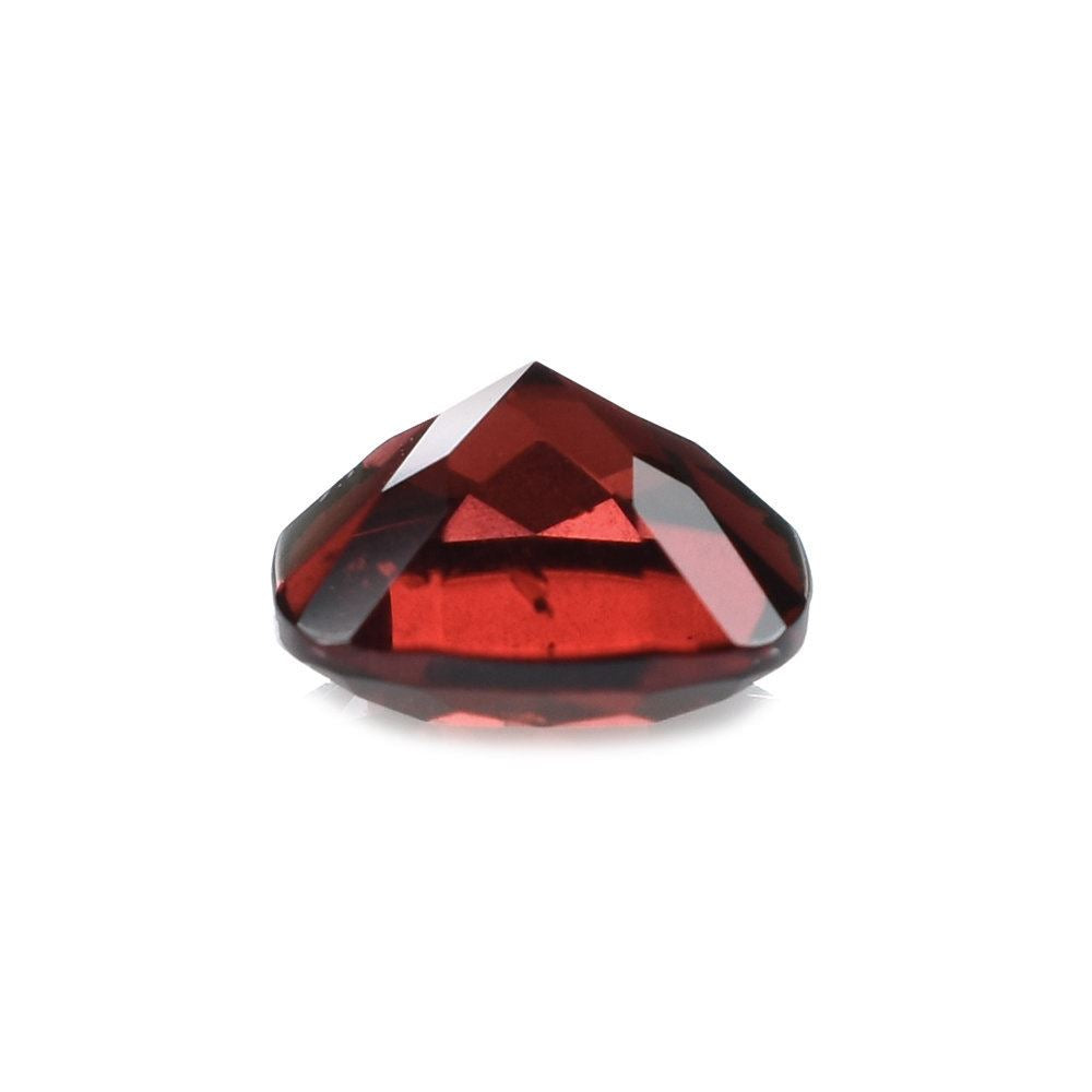 RED GARNET CUT CUSHION (MEDIUM/HI) 9X9MM 4.05 Cts.