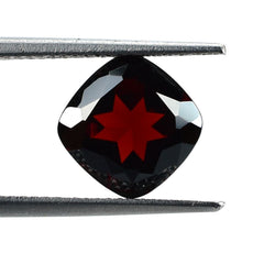 RED GARNET CUT CUSHION (MEDIUM/CLEAN) 9X9MM 4.05 Cts.