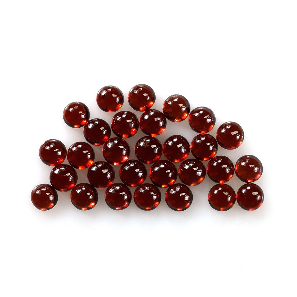 RED GARNET PLAIN ROUND CAB 4X4MM 0.42 Cts.