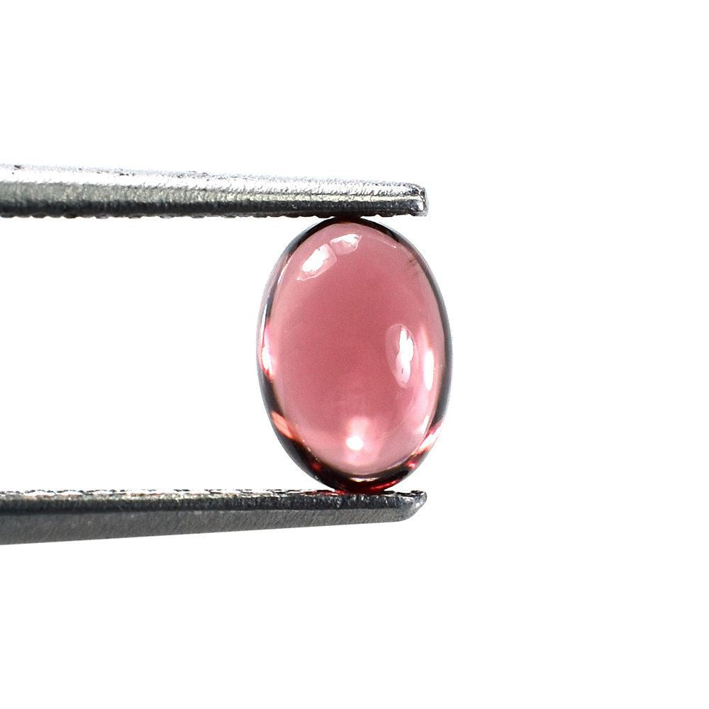 RED GARNET PLAIN OVAL CAB (MEDIUM/CLEAN) 7X5MM 1.05 Cts.