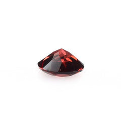 GARNET CUT ROUND (OPEN RED)( CLEAN) 6.00X6.00 MM 0.96 Cts.