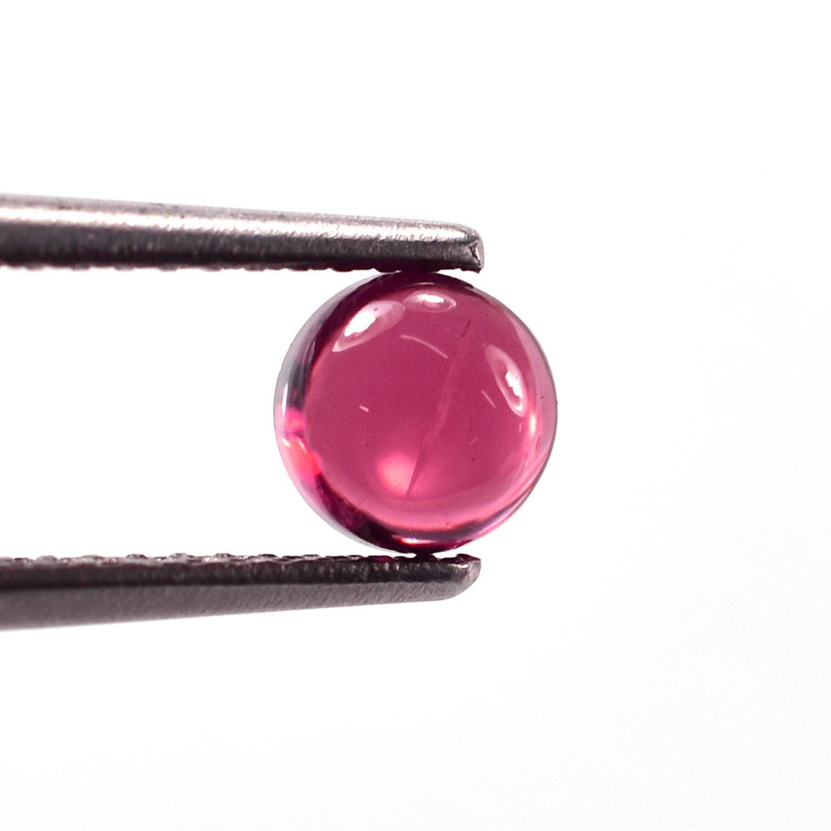 GARNET PLAIN ROUND CAB (OPEN RED)(HI) 5.00X5.00 MM 0.76 Cts.