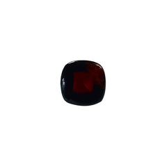 GARNET SUGARLOAF CUSHION CAB (DARK)(HI) 8.00X8.00 MM 4.18 Cts.