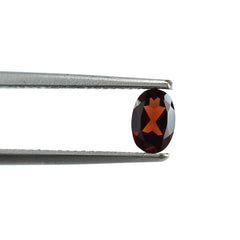 GARNET CUT OVAL (MEDIUM RED)(CLEAN) 6.00X4.00 MM 0.48 Cts.