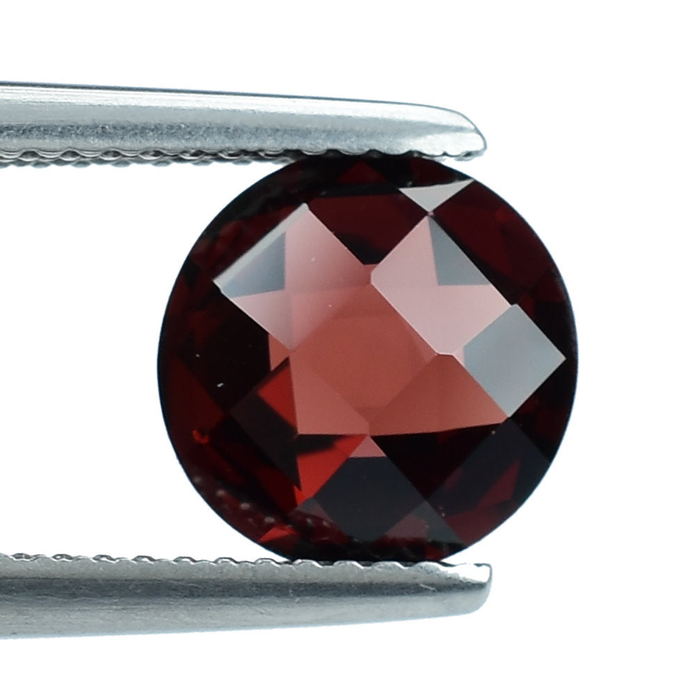 RED GARNET BRIOLETTE ROUND 9MM 2.83 Cts.