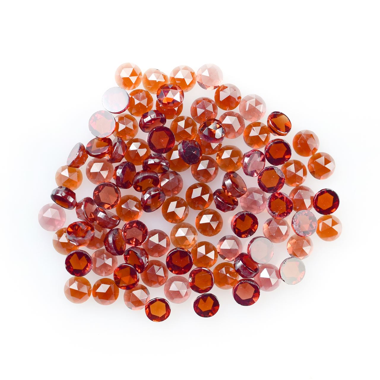 GARNET ROSE CUT ROUND CAB (MEDIUM RED)(CLEAN) 3.00X3.00 MM 0.17 Cts.