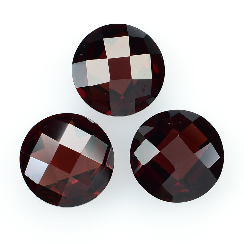 RED GARNET BRIOLETTE ROUND 11MM 5.56 Cts.