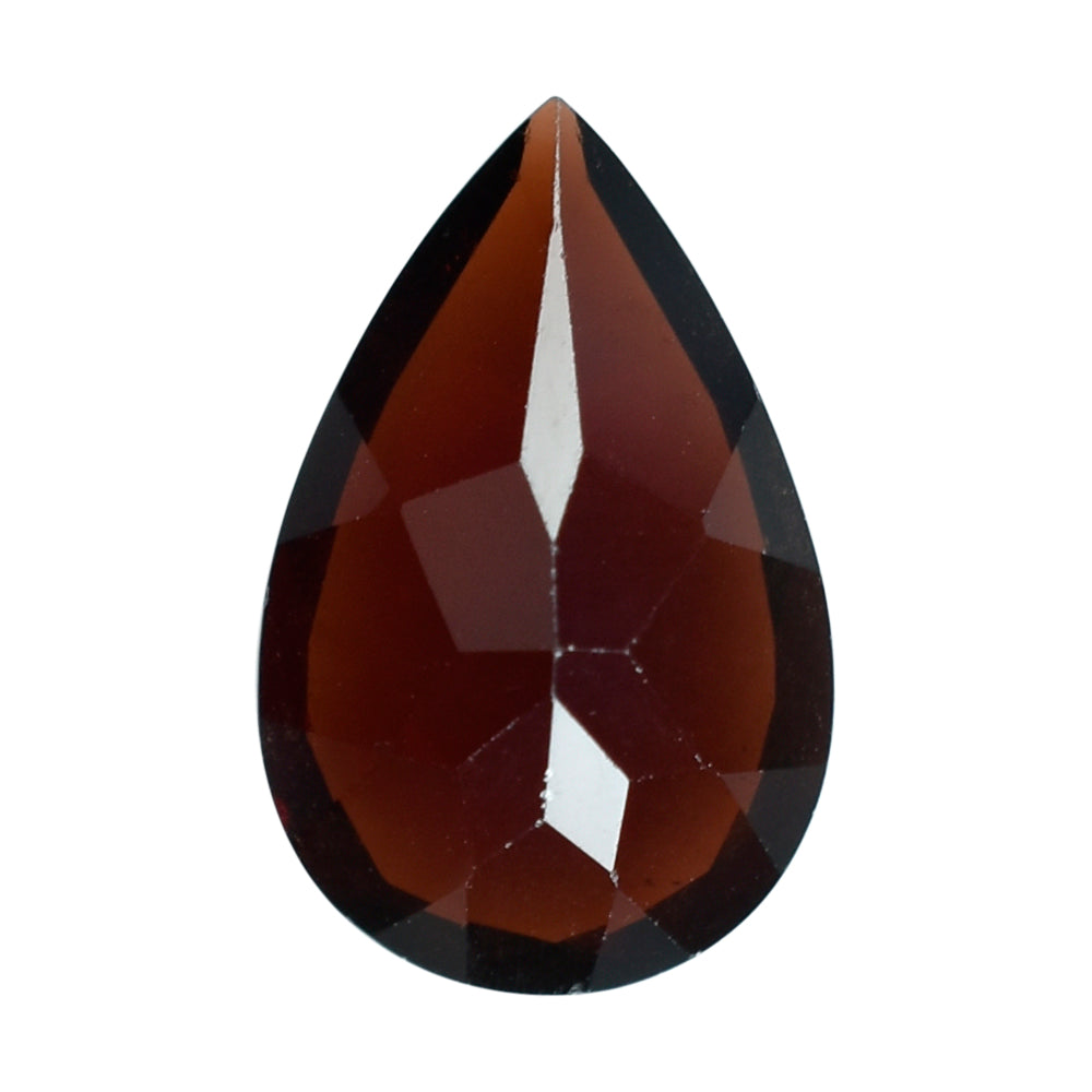 GARNET CUT PEAR (MEDIUM RED/CLEAN) 14.00X9.00 MM 4.60 Cts.