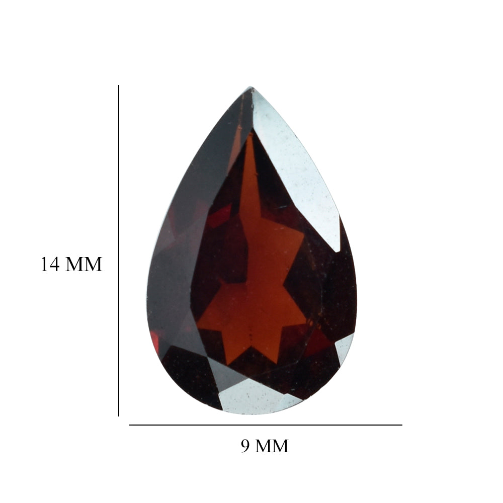 GARNET CUT PEAR (MEDIUM RED/CLEAN) 14.00X9.00 MM 4.60 Cts.