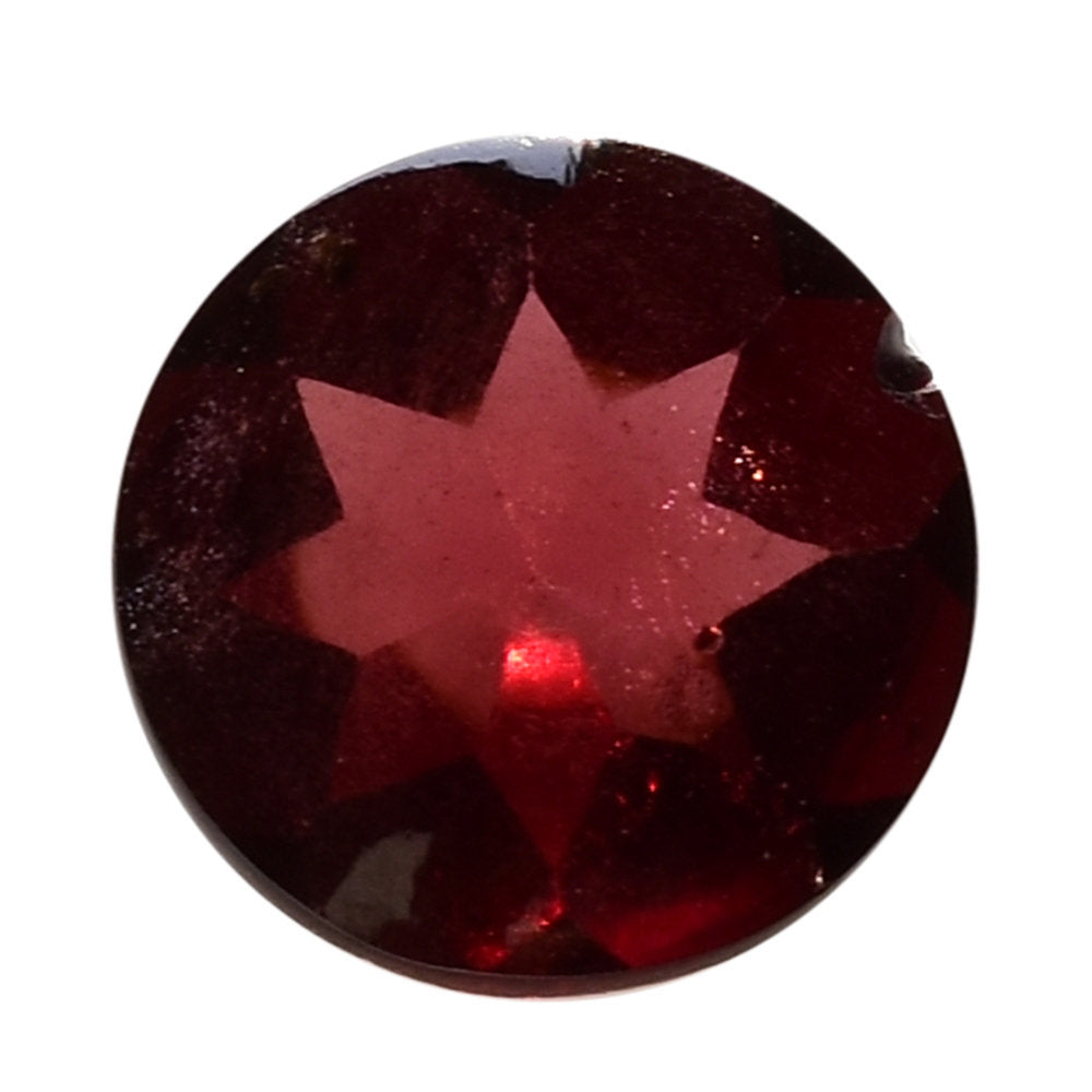 RED GARNET BUFFTOP ROUND 7MM 1.46 Cts.