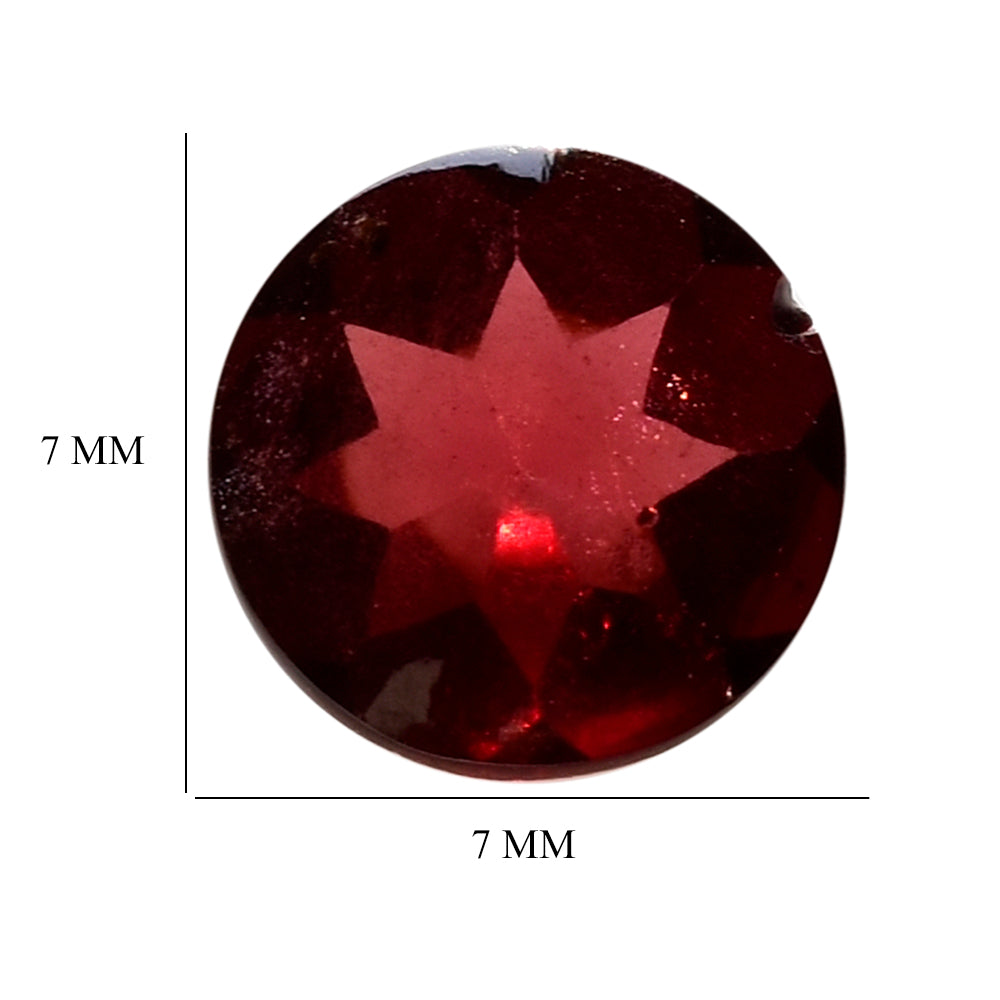 RED GARNET BUFFTOP ROUND 7MM 1.46 Cts.