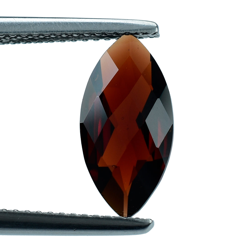 RED GARNET CHECKER CUT MARQUISE 14X7 MM 2.66 Cts.