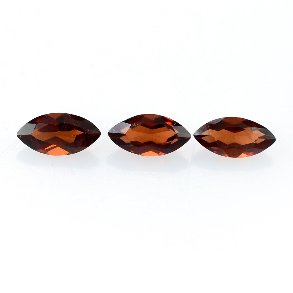 RED GARNET CUT MARQUISE 5X2.50MM 0.18 Cts.
