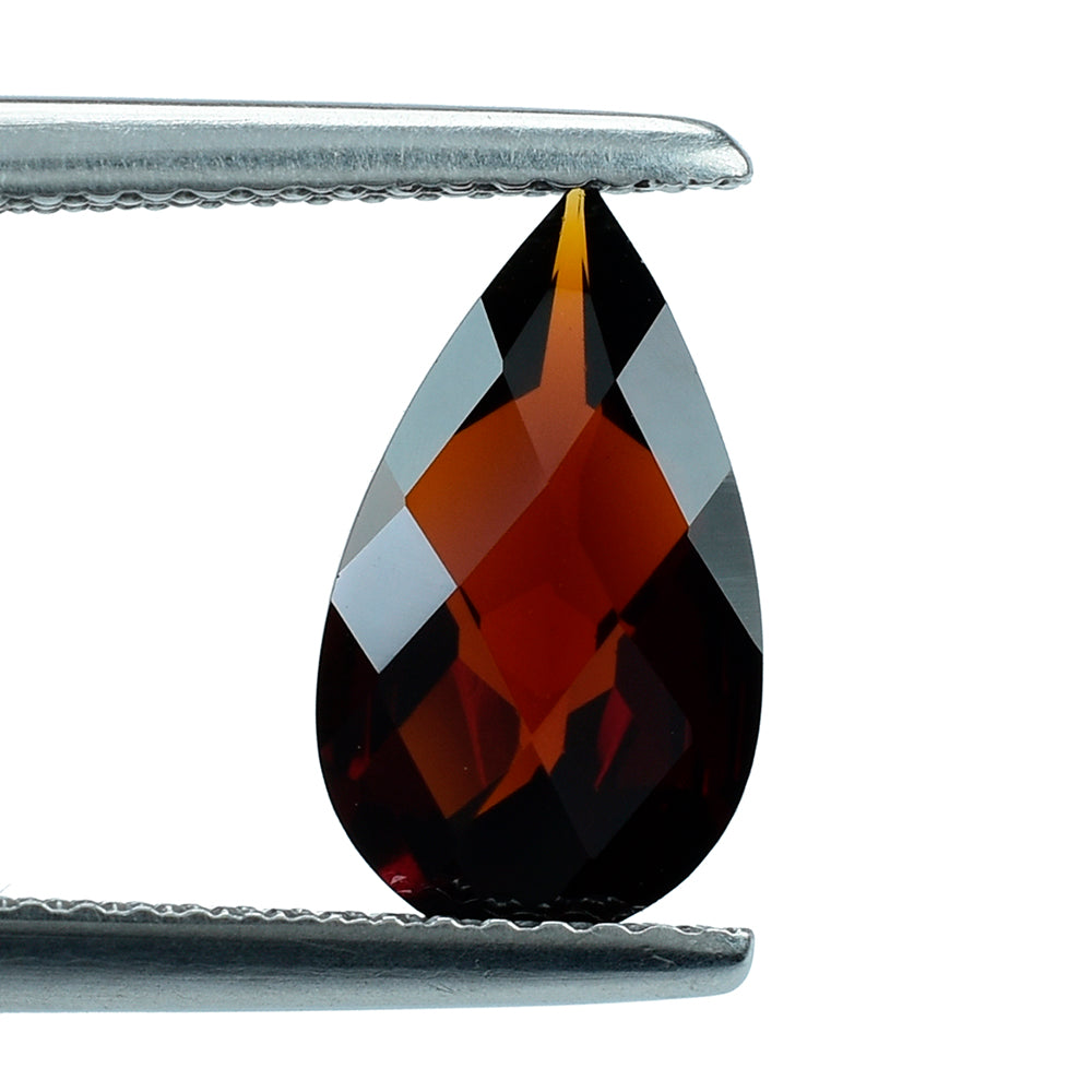 RED GARNET CHECKER CUT PEAR 12X7MM 2.39 Cts.