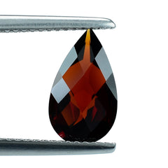RED GARNET CHECKER CUT PEAR 12X7MM 2.39 Cts.
