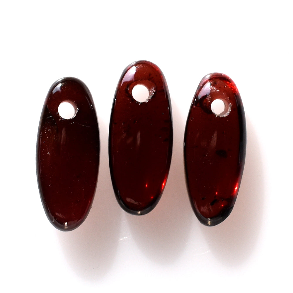 RED GARNET LENTIL OVAL (FULL DRILL) 10X4MM 1.43 Cts.
