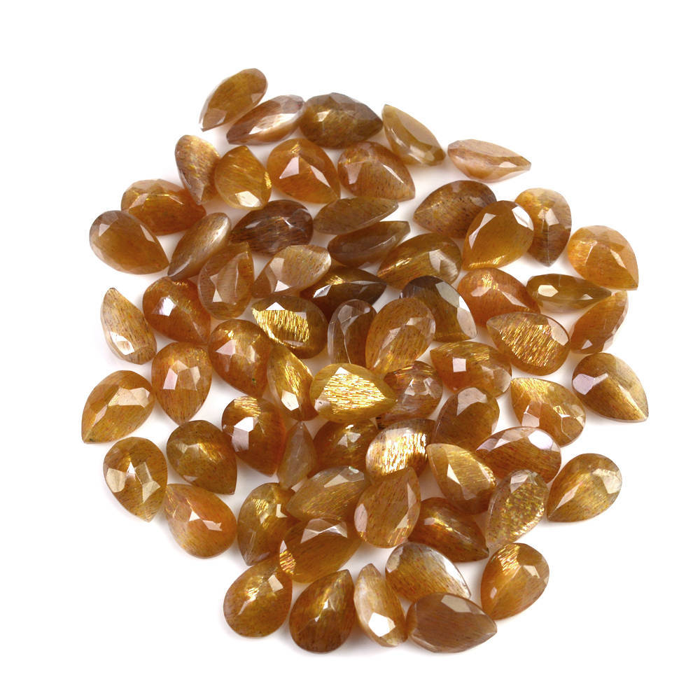 GOLDEN SUNSTONE CUT PEAR 10X7MM 1.59 Cts.