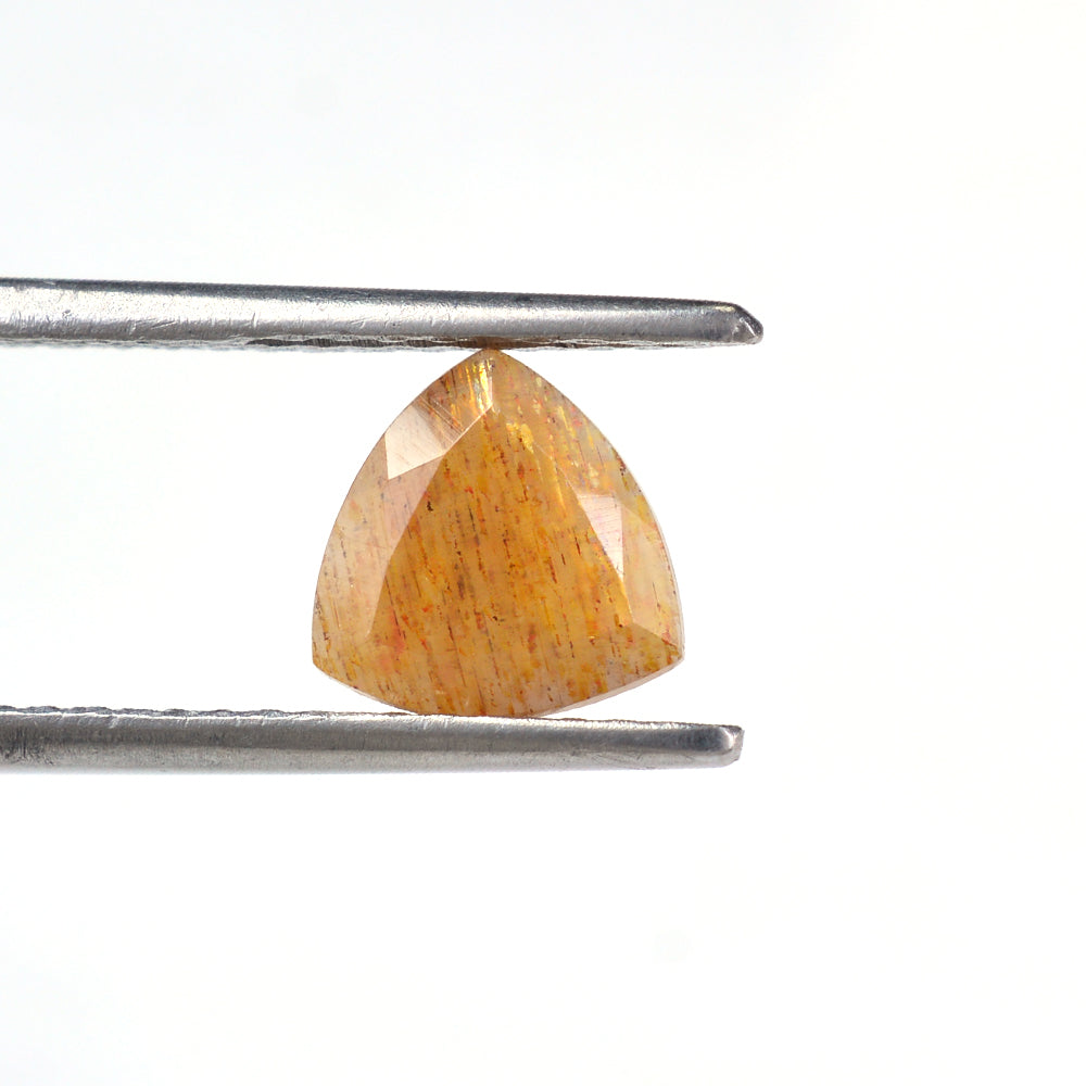 GOLDEN SUNSTONE CUT TRILLION 8 MM 1.52 CTS