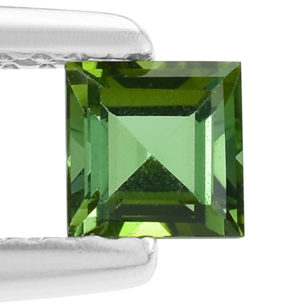NEW GREEN TOURMALINE CUT SQUARE 4MM 0.35 Cts.