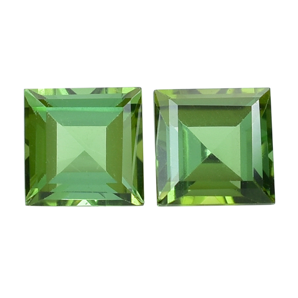 NEW GREEN TOURMALINE CUT SQUARE 4MM 0.35 Cts.