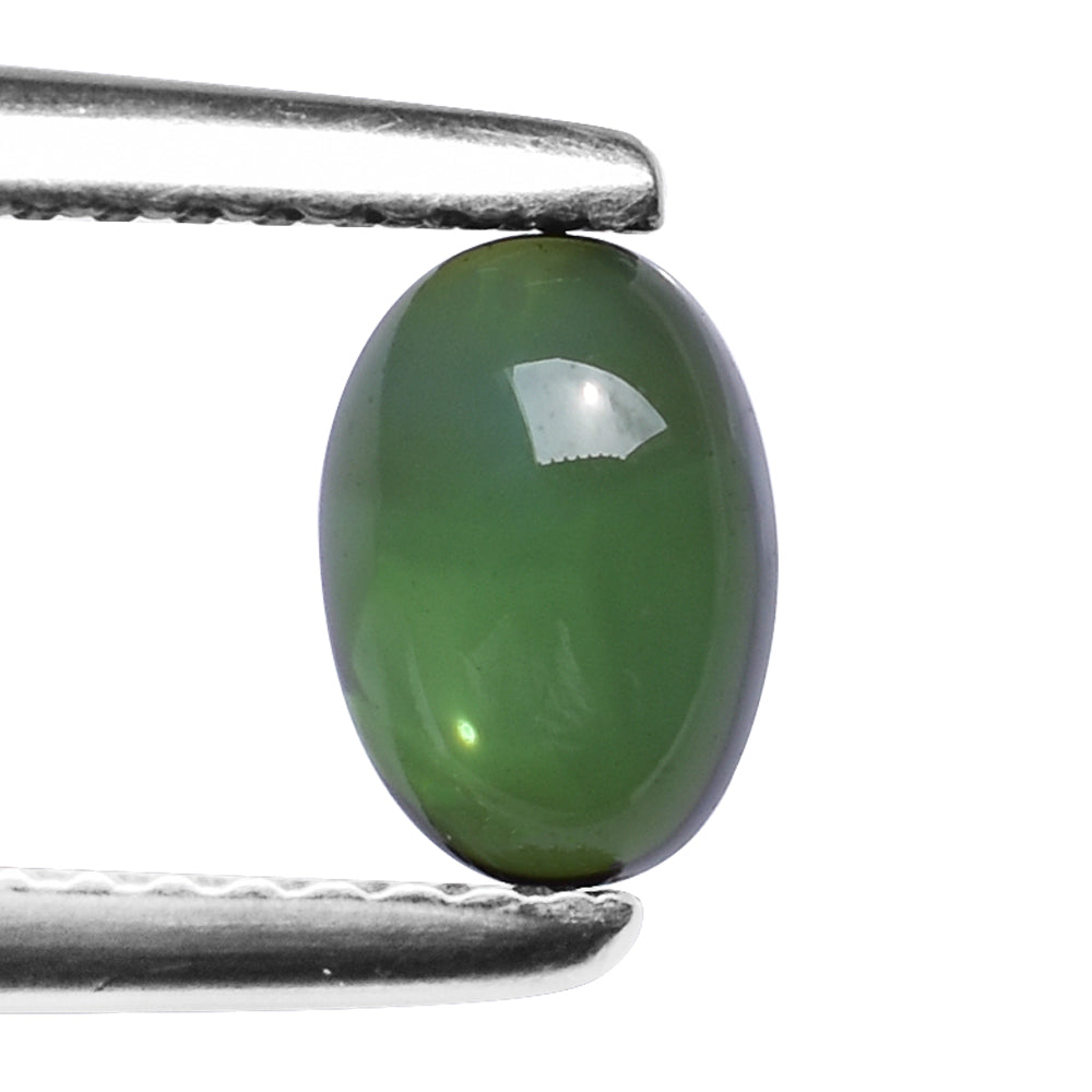 GREEN TOURMALINE OVAL CAB 7X5MM 0.91 Cts.
